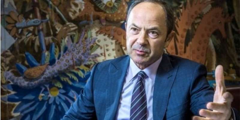 Залізничний роман із австрійцями. Тігіпко вивів на ринок ЄС незвичайні вантажні вагони українського виробництва — фото