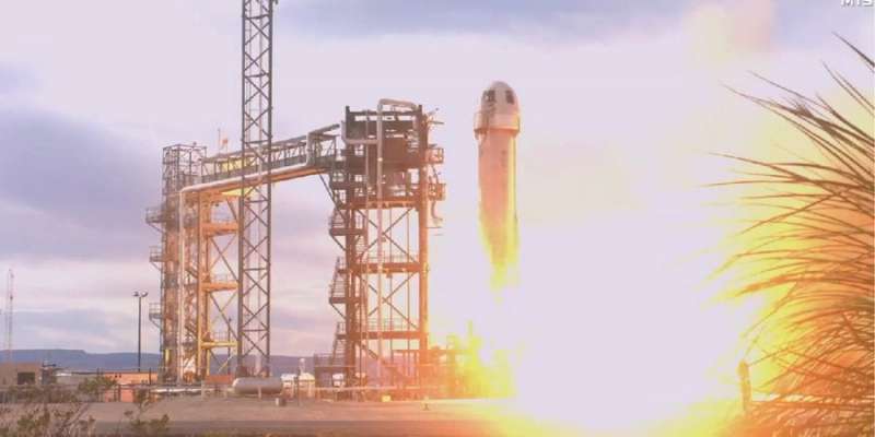 Нарешті успіх. Blue Origin запустила в&nbsp;космос суборбітальний апарат New Shepard&nbsp;&mdash; відео