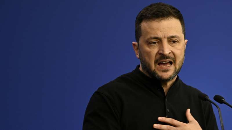 "Охраняет спецназ": в Раде раскрыли судьбу Зеленского