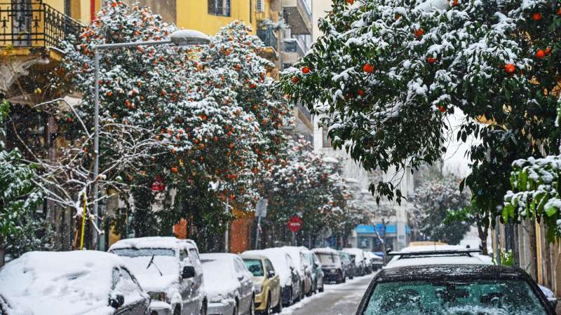 В Греции электромобили встали на дороге из-за холода
